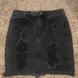 Ripped black pencil skirt